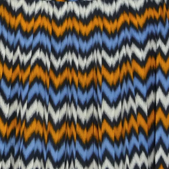 MICHAEL KORS SIZE LARGE CHEVRON MAXI SKIRT SLIT - Picture 3 of 8